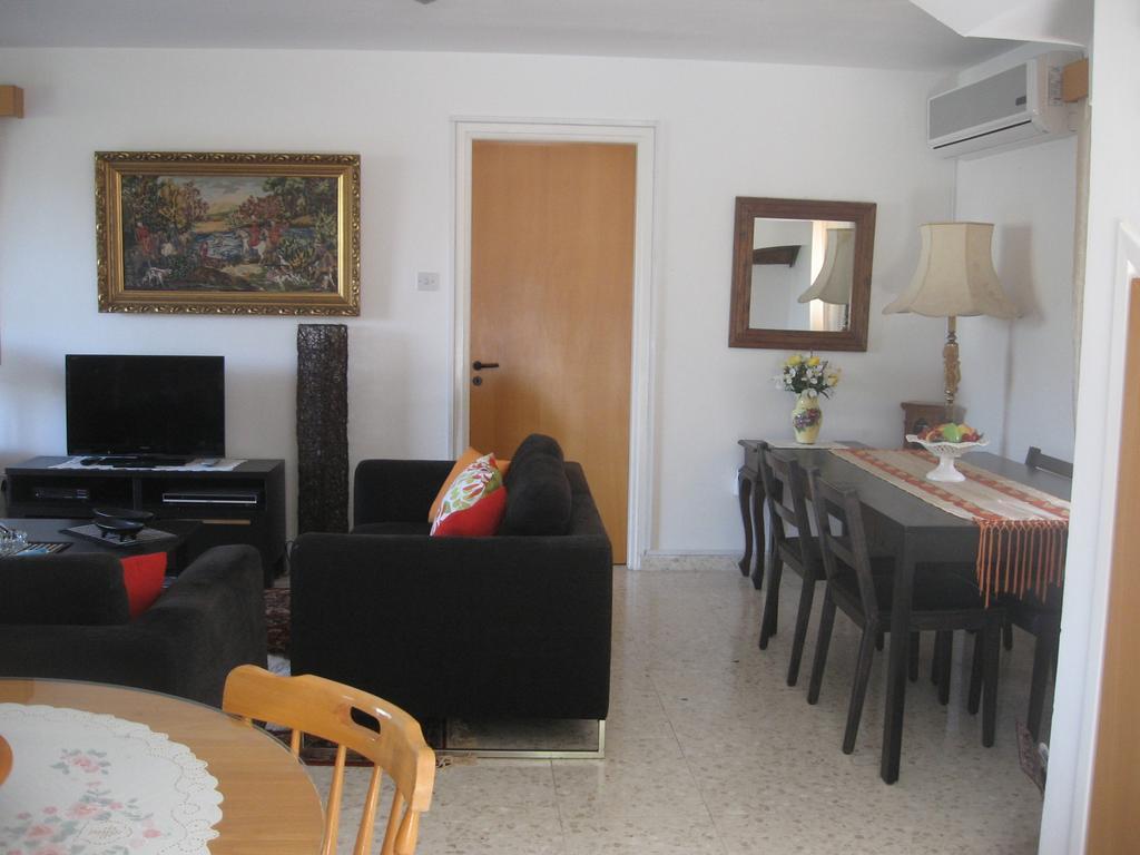 Zena Holiday Villa بيسوري الغرفة الصورة