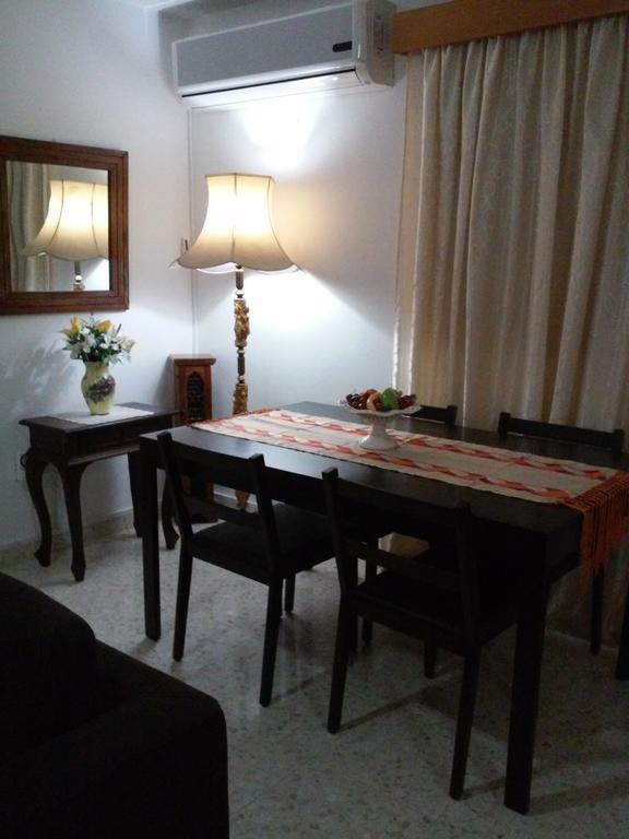Zena Holiday Villa بيسوري الغرفة الصورة