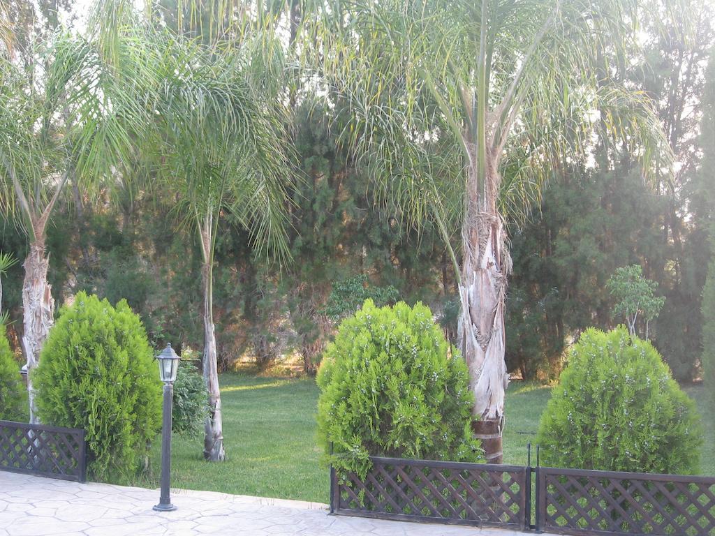 Zena Holiday Villa بيسوري الغرفة الصورة