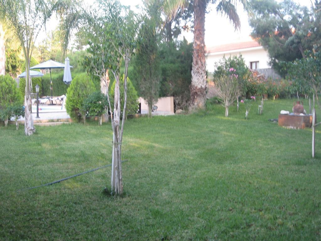 Zena Holiday Villa بيسوري الغرفة الصورة