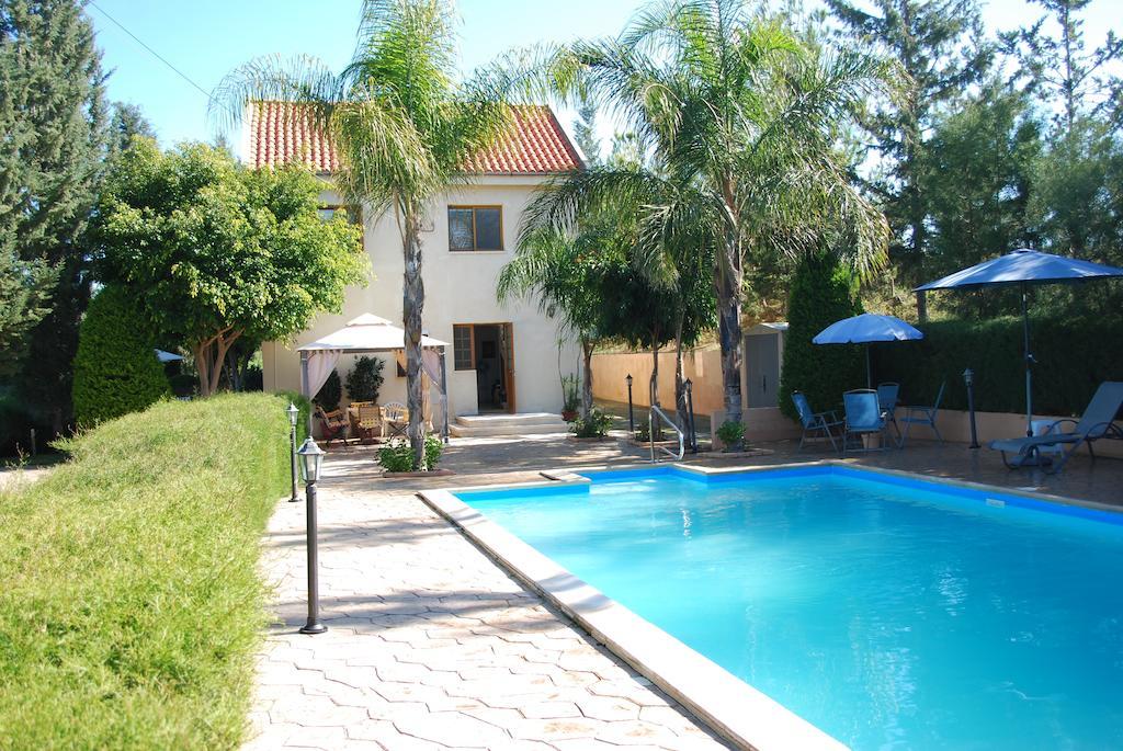 Zena Holiday Villa بيسوري الغرفة الصورة